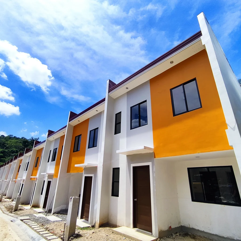 La Bellezah Homes- house